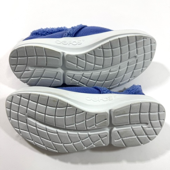 Oofos OOCoozie Soft Low Recovery Shoes  Periwinkle Blue Fleece - Picture 5 of 8